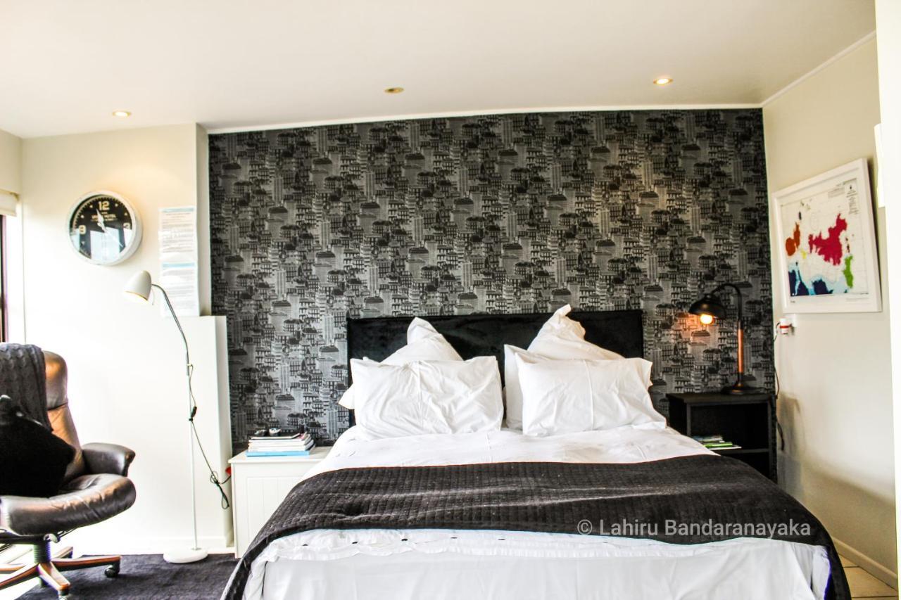 Le Chalet Waiheke Apartments Ostend Ngoại thất bức ảnh