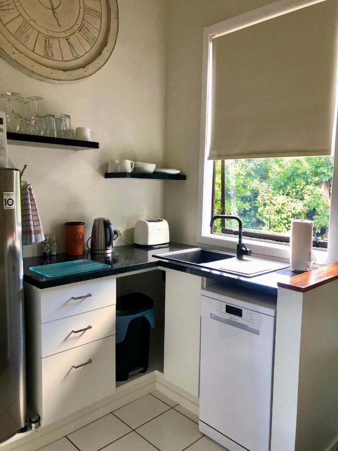 Le Chalet Waiheke Apartments Ostend Ngoại thất bức ảnh