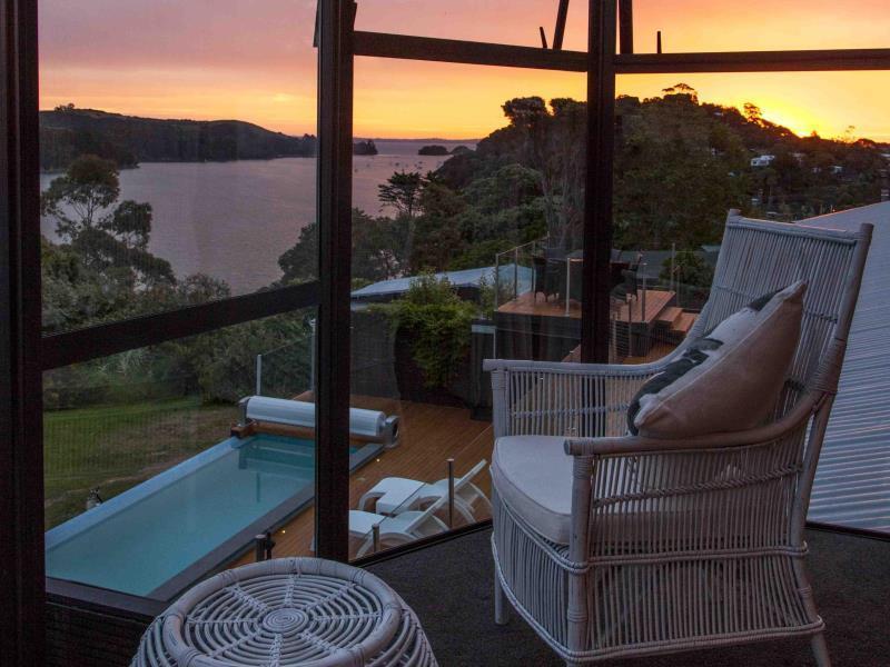 Le Chalet Waiheke Apartments Ostend Ngoại thất bức ảnh
