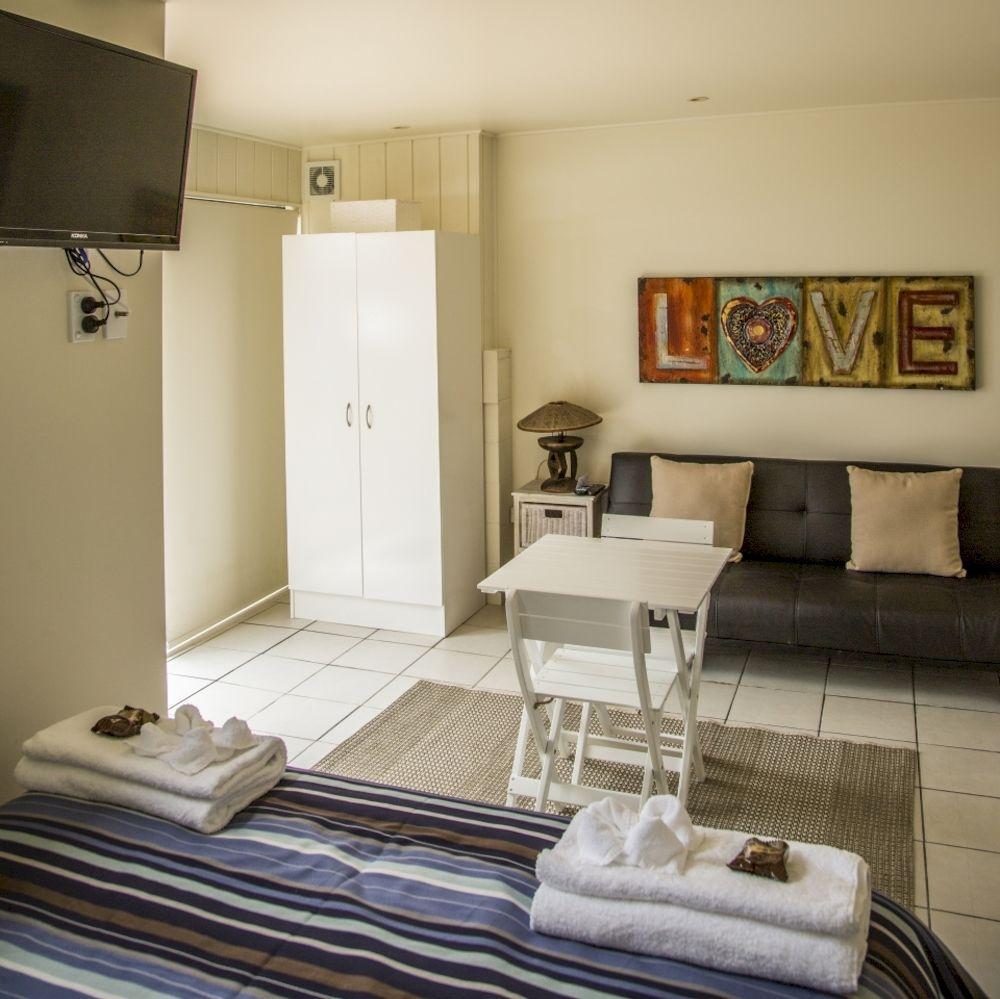 Le Chalet Waiheke Apartments Ostend Ngoại thất bức ảnh