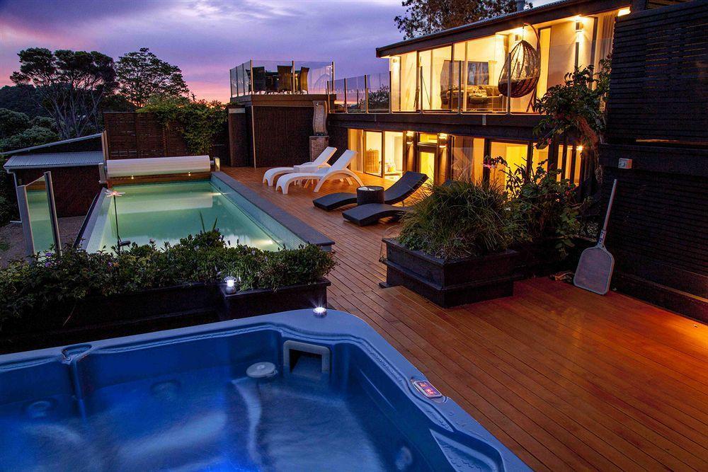 Le Chalet Waiheke Apartments Ostend Ngoại thất bức ảnh